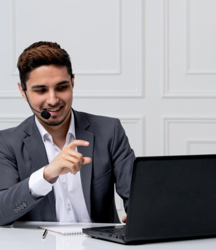 “Experienced CA | Focused on Precision in Financial Reporting and Analysis”